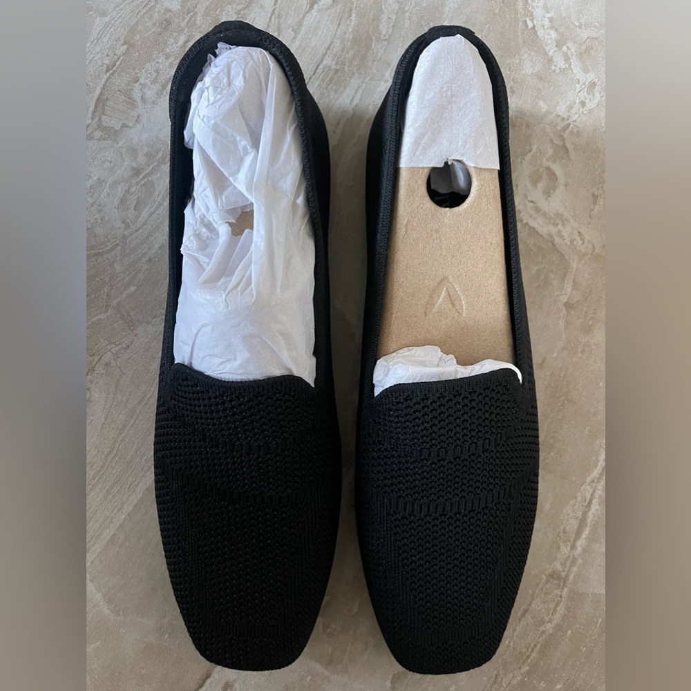 Vivaia Black Flats EU Size 41 US Size 10.5